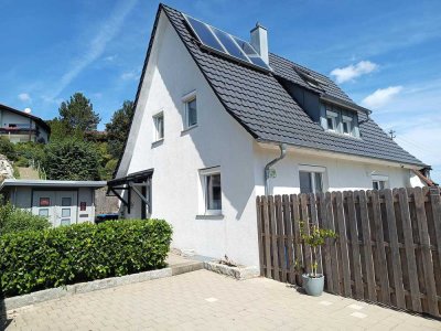 Sonnig gelegenes Einfamilienhaus mit Weitblick