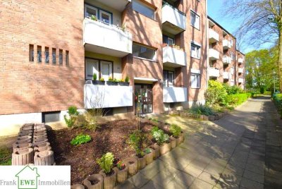 40595 Düsseldorf -  4-Zimmer-Wohnung mit 2 Balkonen und Garage. Angebotsnummer 295
