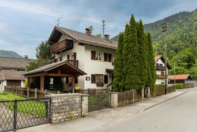 Reizvolles Einfamilienhaus in Eckgrundstück