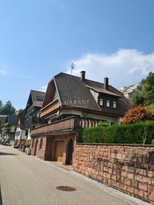 Charmantes Einfamilienhaus " Unverbaubare Wohnlage mit traumhafter Weitsicht "