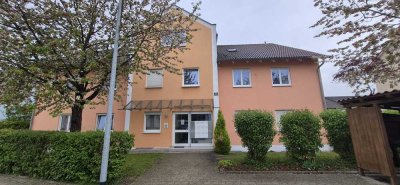 Sehr gepflegte, möblierte 2,5-Zimmer-Wohnung mit Balkon und EBK in Ingolstadt