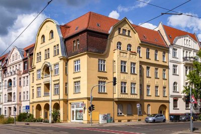 Großzügige Altbauwohnung