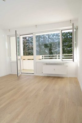 Moderne 1-Zimmer-Wohnung mit Balkon und Einbauküche in München