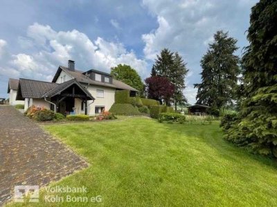 Asbach - Traumhaus mit viel Platz und idyllischem Grundstück