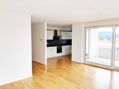 Neuwertige 4-Zimmer-Wohnung mit unverbaubaren Weitsicht zur Comburg