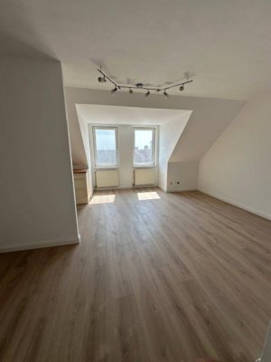 Badenerstraße - herrliche 2 Zimmerwohnung mit Autoabstellplatz!