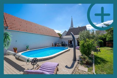 Natur, viel Platz &amp; Privatsphäre: Einfamilienhaus mit Swimmingpool!
