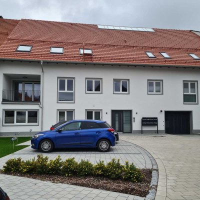 Großzügige 2-Zimmer-Wohnung mit EBK und Loggia in Dießen/Dettenhofen