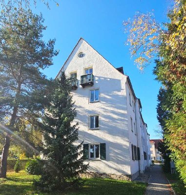 Top für Kurzentschlossene: frisch renovierte 2,5-Zi.-Whg // sofort verfügbar