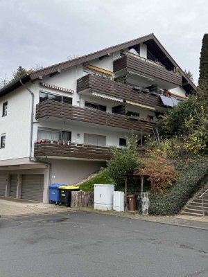 Sonnenverwöhnte 2-Zimmer mit Balkon + separaten Eingang in Aussichtslage von Taunusstein-Seitzenhahn