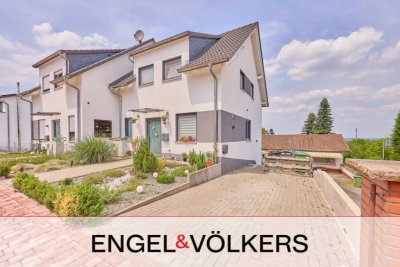 Familienfreundliches Niedrigenergiehaus mit Einliegerwohnung und Hot Tub