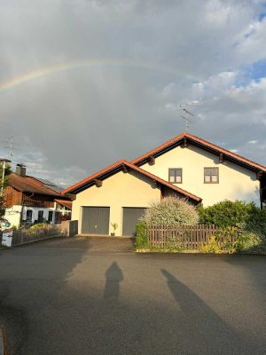 Großes Einfamilienhaus mit Garten