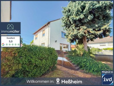 Ruhig, vielseitig & charmant – Wohnensemble mit Garten, Innenhof und Garage in guter Lage!