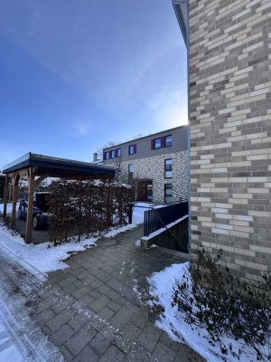 Moderne- helle 2 Zimmerwohnung mit Balkon