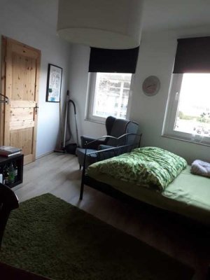 modernisierte 2 Zimmer Wohnung - gerne an Studenten  - nähe FH (E0002)