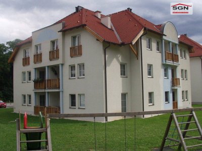 Günstige Dachgeschosswohnung Nähe Bahnhof