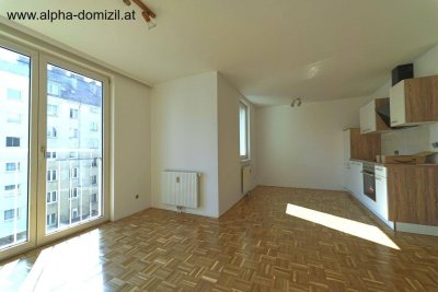 Hof-Südlage (4. Liftstock) Garconniere in Ruhelage!