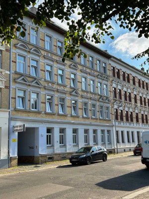 Renovierte, helle 2-Raum HP-Wohnung mit Wohnküche und Tageslichtbad in Leipzig-Lindenau