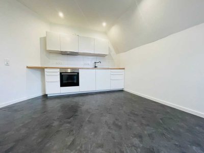 KL - Nähe Bahnhof, 4 ZKB, "Altbau" "SANIERT", Einbauküche, Tageslichtbad