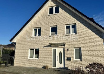 Charmante Eigentumswohnung mit separatem Eingang, Terrasse & Garten.