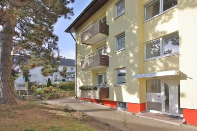 "Perfekte Investition: 3-Zimmer-Wohnung mit Garage in Top-Lage mit zwei Balkonen, derzeit vermietet"