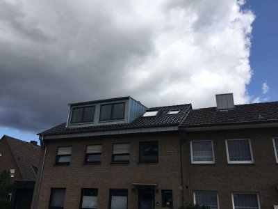 3-Zimmer-Wohnung im 3 Familien Haus mit großem Balkon in Tönisvorst