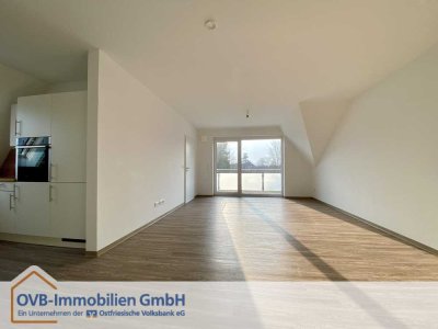 Neuwertige Dachgeschosswohnung mit Balkon in Loga!