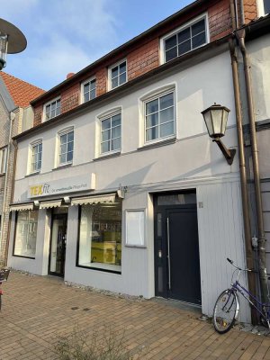 Absolut interessantes, sehr gut vermietetes Wohn- und Geschäftshaus in bester Innenstadtlage!