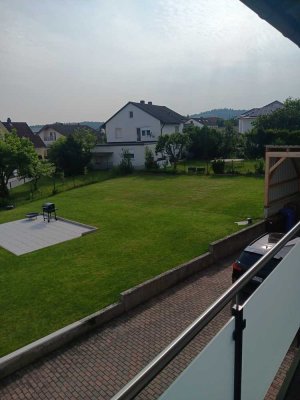 Attraktive 5-Zimmer Wohnung, komplett renoviert in Train