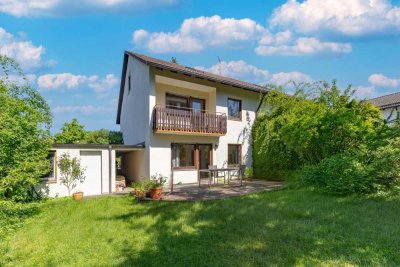 Hier wächst die Familie – gepflegte Doppelhaushälfte mit viel Platz und Garten