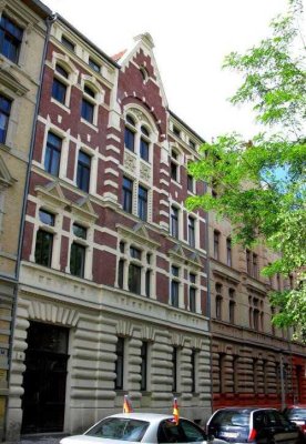 Schöne 2,5 Zi-Wohnung mit Balkon, Laminat und Duschbad in der süd-östl. Innenstadt