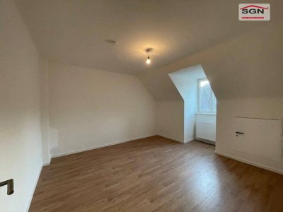 3-Zimmer spezielle Dachgeschoßwohnung