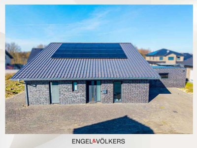 Reduziertes Modernes  Pultdachhaus, Möbeliert Energieklasse A+