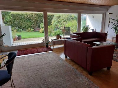 Wachtberg-Villip, Haus im Haus, repräsentative 4,5 Zimmer Wohnung mit sehr schönem Garten