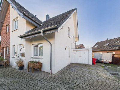 Kompakte Doppelhaushälfte (2009) mit Ausbaureserve -Perfekt für Paare oder Kleinfamilie-