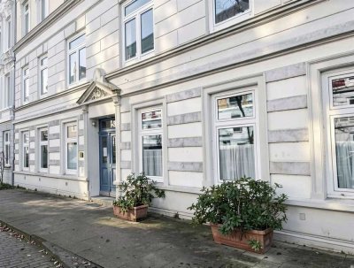 Altbauwohnung mit Balkon in begehrter Elbnähe von Hamburg-Ottensen