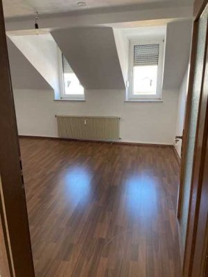 Helle, gemütliche Dachgeschosswohnung
