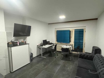 Charmante 1-Zimmer Wohnung mit Balkon im 2. OG in Mannheim Innenstadt/Jungbusch