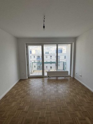 Erstbezug nach Sanierung - Schöne 2 Zimmer-Wohnung in Frankfurt Sossenheim