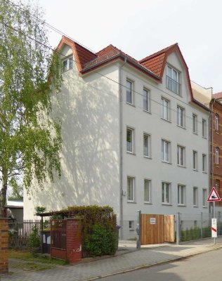 Hell und ferundlich, neue Mieter herzlich willkommen.