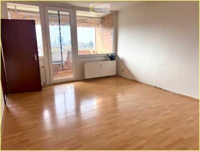3-ZImmerwohnung mit Balkon im 5.OG, Kellerraum in Bonn Beuel