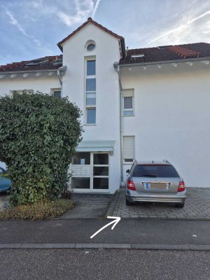 2-Zimmer-Wohnung mit Balkon (Südseite) - ruhige Feldrandlage