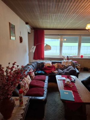 Renovierungsbedürftiges Einfamilienhaus in Bayerbach – machen Sie Ihr Traumhaus daraus!