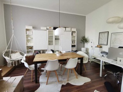 Sehr schöne 4-Zimmer-Wohnung mit EBK im Neusser Dreikönigenviertel
