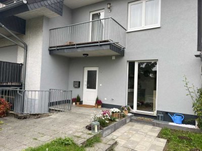 Außergewöhnliches Reihenmittelhaus mit Fernblick in romantischer Lage von Lev.Kursiefen