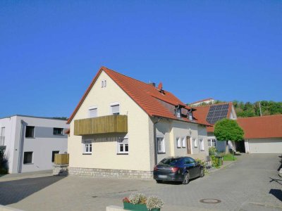 Kernsaniertes Zweifamilienhaus in sonniger, ruhiger u. zentrumsnaher Lage von Beilngries