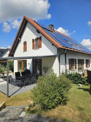 Modernisiertes, lichtdurchflutetes Einfamilienhaus in exklusiver Wohnlage in Büren Kernstadt