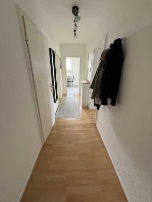 Wohnung in Sanierung: gemütliche schöne 2-Zimmer-Wohnung mit Balkon zu vermieten