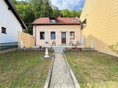 Charmantes Einfamilienhaus mit Garten, Garage und kleinem Keller - Sofort bezugsbereit!