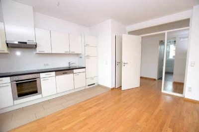 Nachmieter gesucht: 2-Raum-Penthouse-Wohnung mit EBK in Hamburg Ohlsdorf,  keine Maklerprovision
